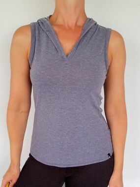Duckworth vapor fine American wool heather blue gray hooded muscle tank medium